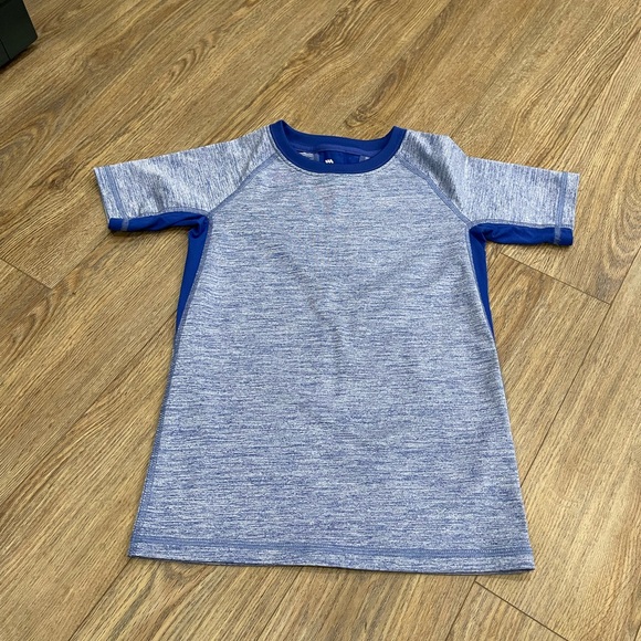 Lot of 4 boys shirts size 8 - Picture 2 of 5